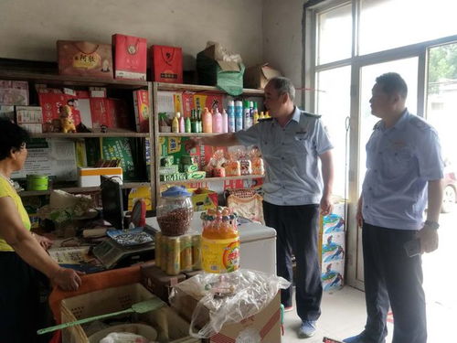 长清区平安市场监管所强化餐饮检查力度，筑牢食品安全防线