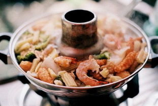 开火锅加盟店前的关键准备工作与餐饮管理要点